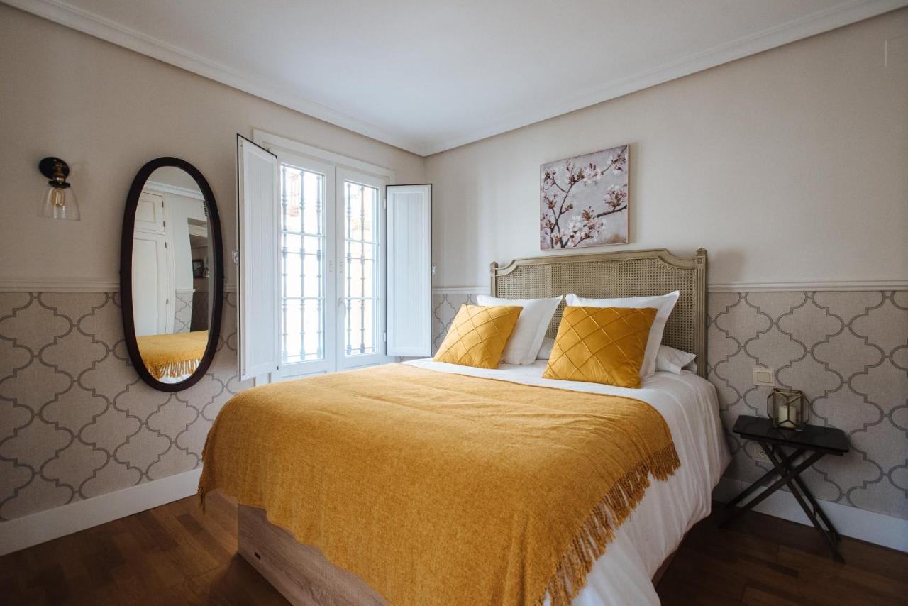 Vidrio Suite Apartment Севілья Екстер'єр фото