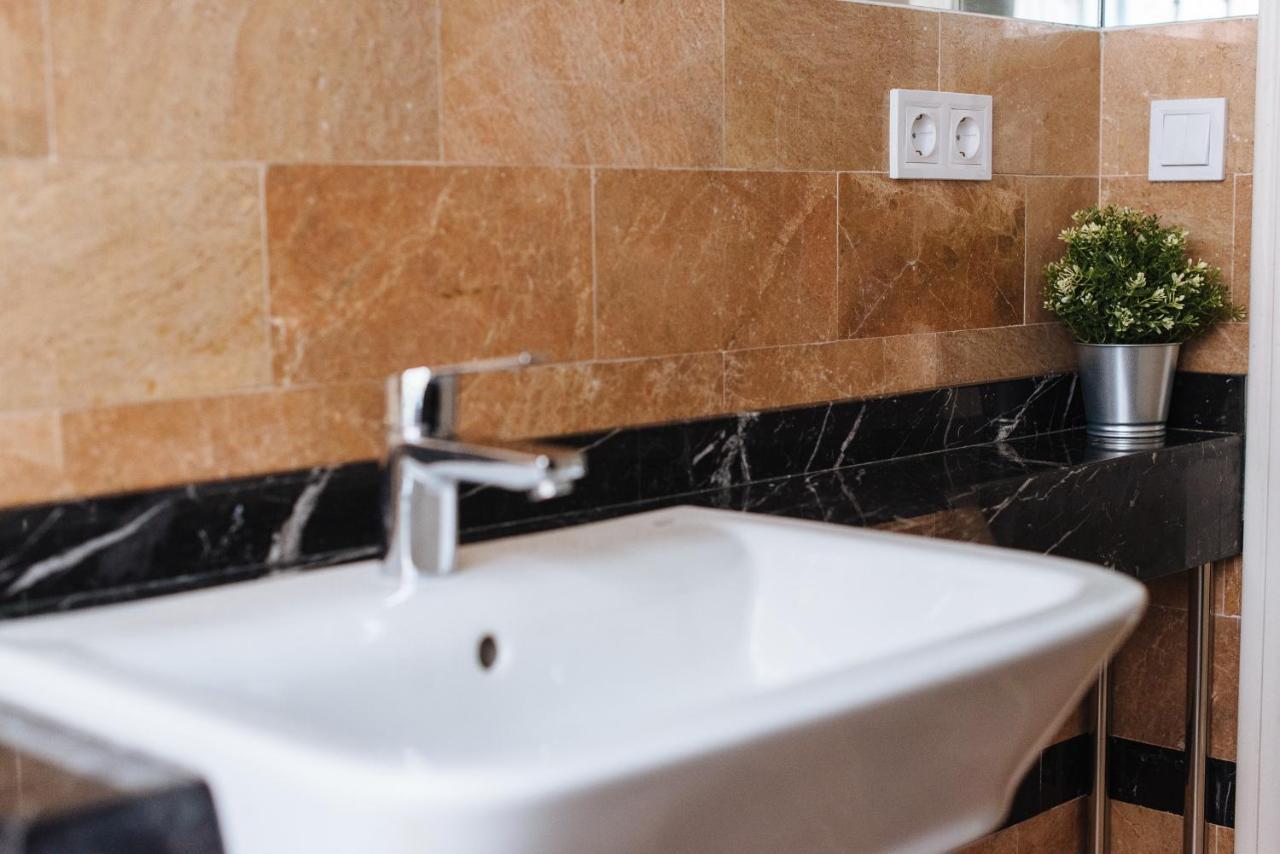 Vidrio Suite Apartment Севілья Екстер'єр фото