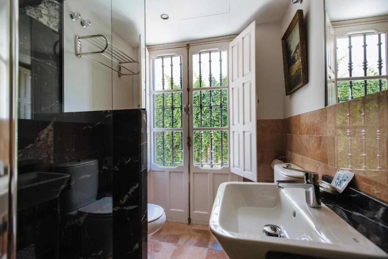 Vidrio Suite Apartment Севілья Екстер'єр фото