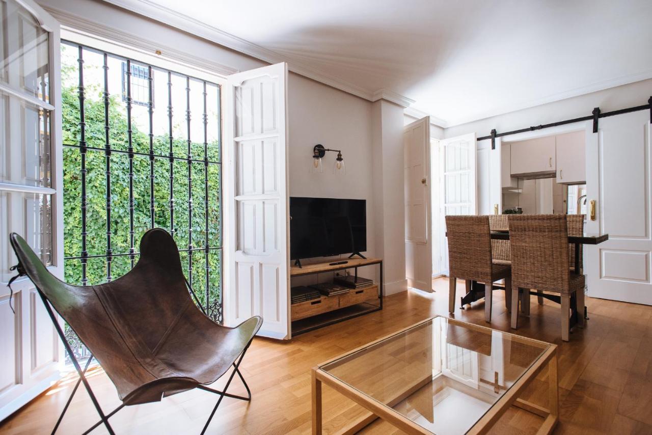 Vidrio Suite Apartment Севілья Екстер'єр фото