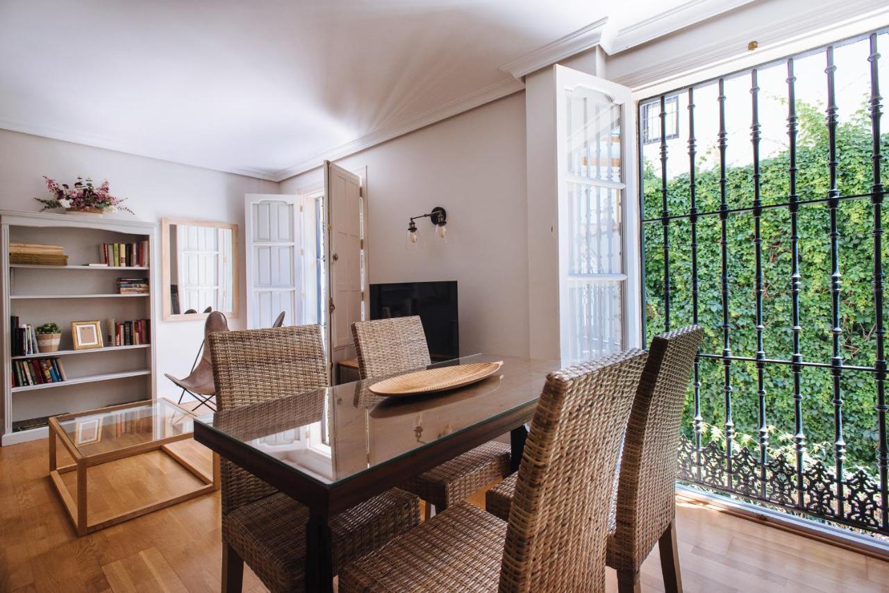 Vidrio Suite Apartment Севілья Екстер'єр фото
